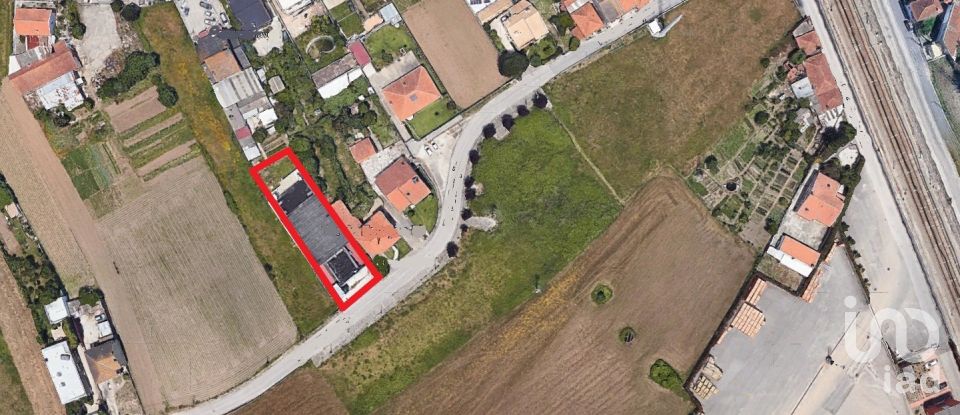 Boutique/Local commercial à Aradas de 784 m²