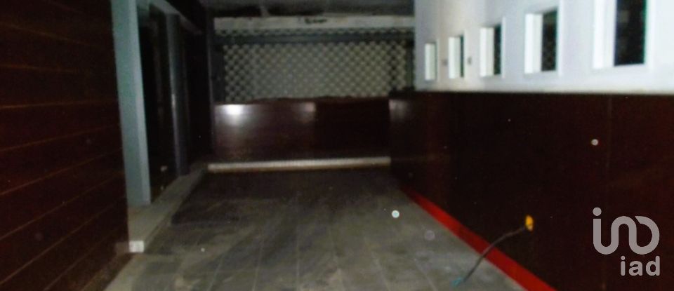 Boutique/Local commercial à Aradas de 784 m²