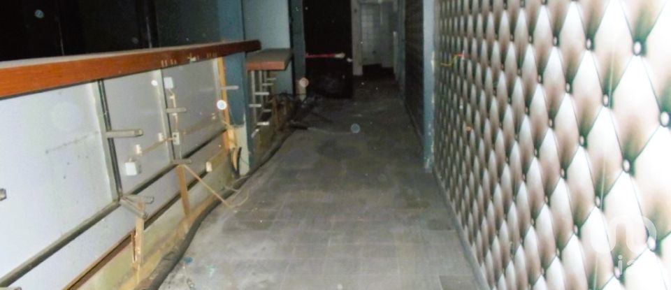 Boutique/Local commercial à Aradas de 784 m²