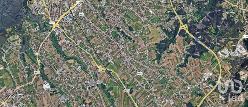 Boutique/Local commercial à Aradas de 784 m²