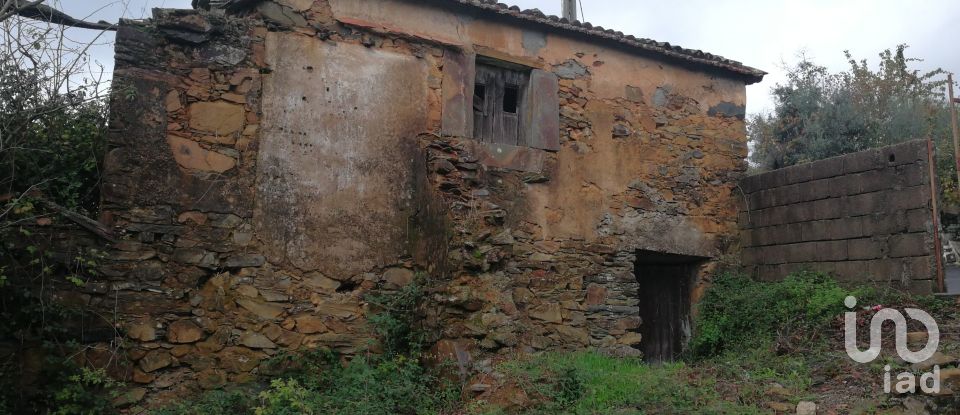 Maison T0 à Alvares de 56 m²