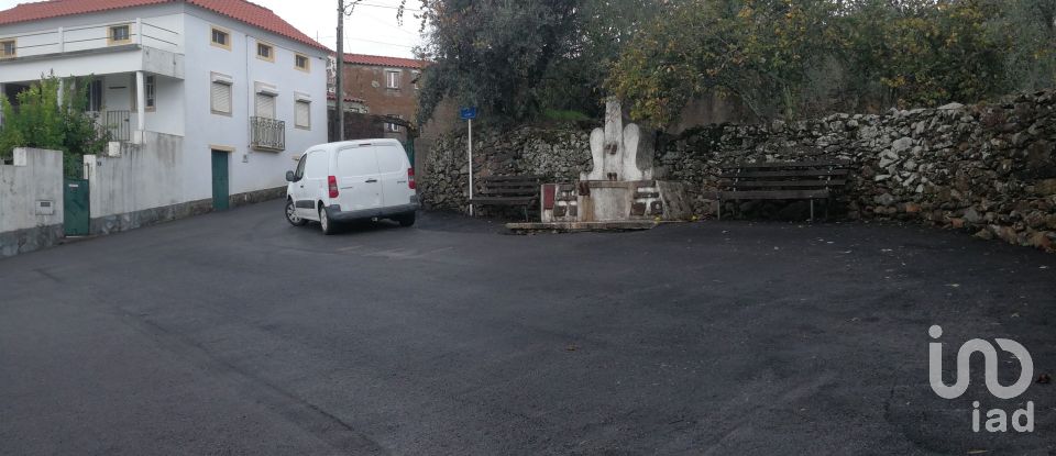 Maison T0 à Alvares de 56 m²