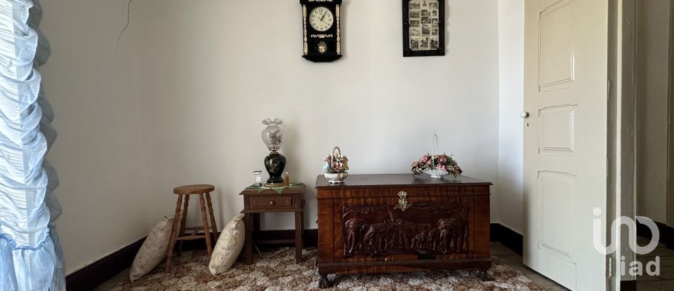 House T4 in Prova e Casteição of 277 m²