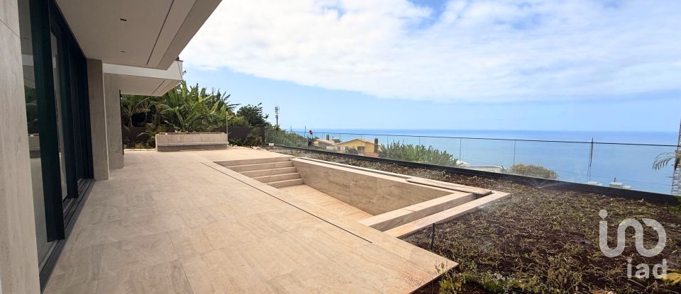 House T3 in Calheta of 324 m²