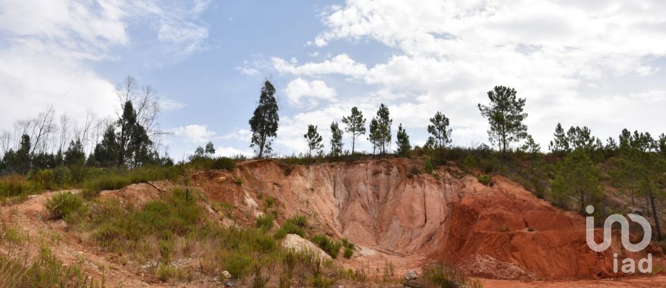 Terreno em Areias e Pias de 3 240 m²