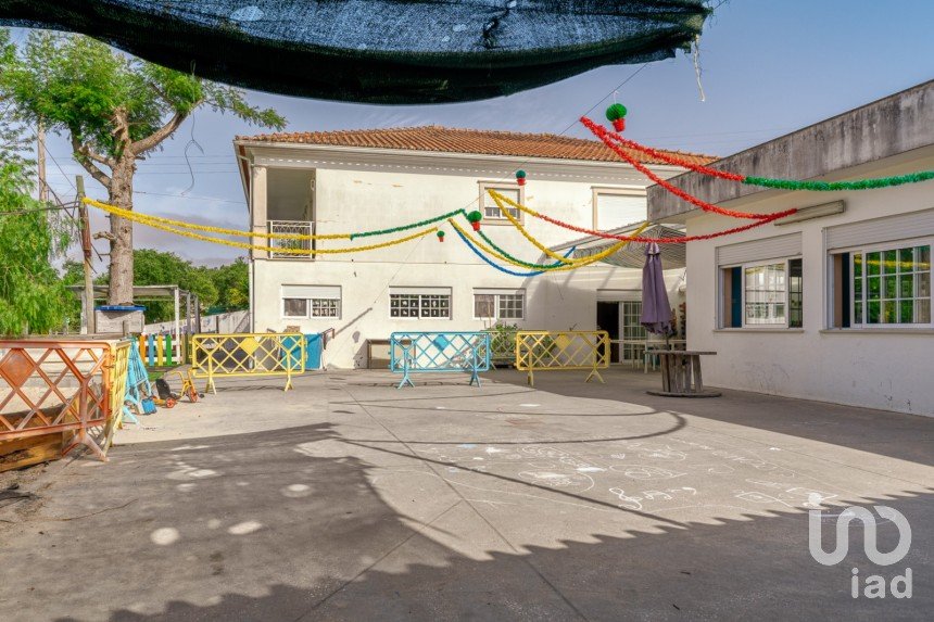 Maison T4 à Colmeias e Memória de 616 m²