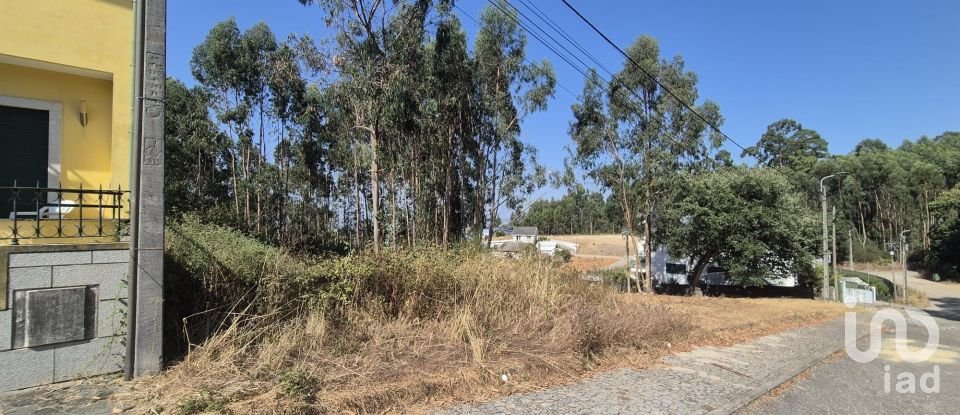 Land in Pedroso e Seixezelo of 462 m²