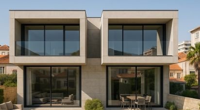 Maison T3 à Lordelo Do Ouro E Massarelos de 164 m²