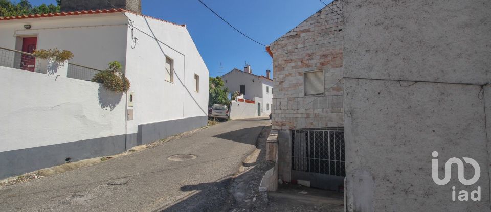 House T5 in Rio de Moinhos of 209 m²