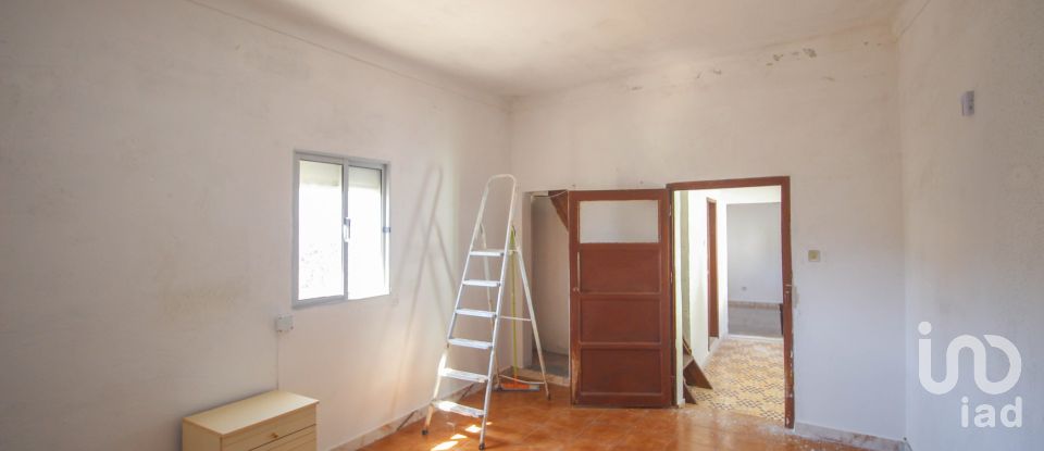 House T5 in Rio de Moinhos of 209 m²