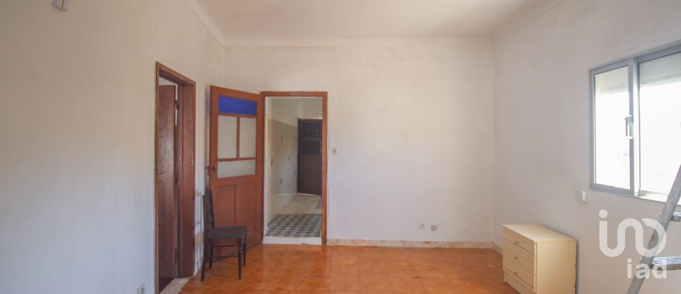 House T5 in Rio de Moinhos of 209 m²