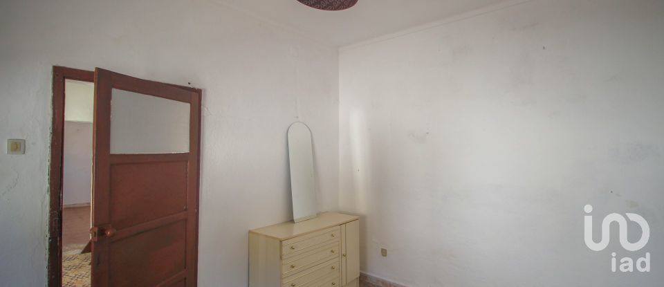 House T5 in Rio de Moinhos of 209 m²