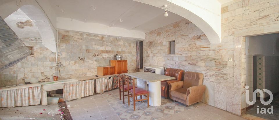 House T5 in Rio de Moinhos of 209 m²