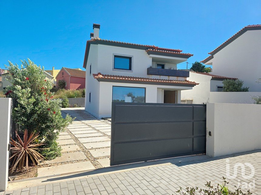 Moradia T3 em Ribamar de 205 m²