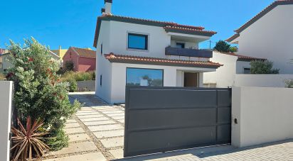 House T3 in Ribamar of 205 m²