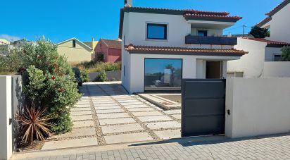 House T3 in Ribamar of 205 m²