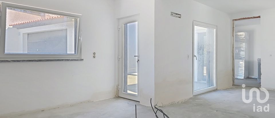 Moradia T3 em Ribamar de 205 m²