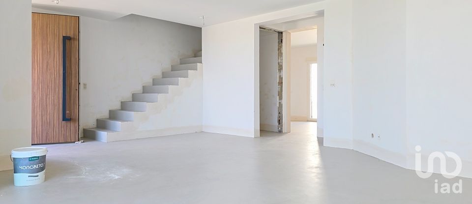 Moradia T3 em Ribamar de 205 m²