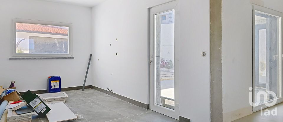 Moradia T3 em Ribamar de 205 m²