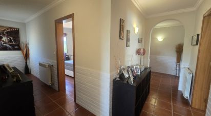 Maison T3 à Azueira e Sobral da Abelheira de 175 m²