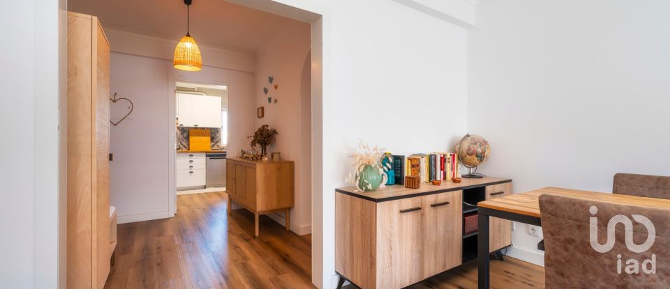 Apartamento T3 em Quelfes de 136 m²