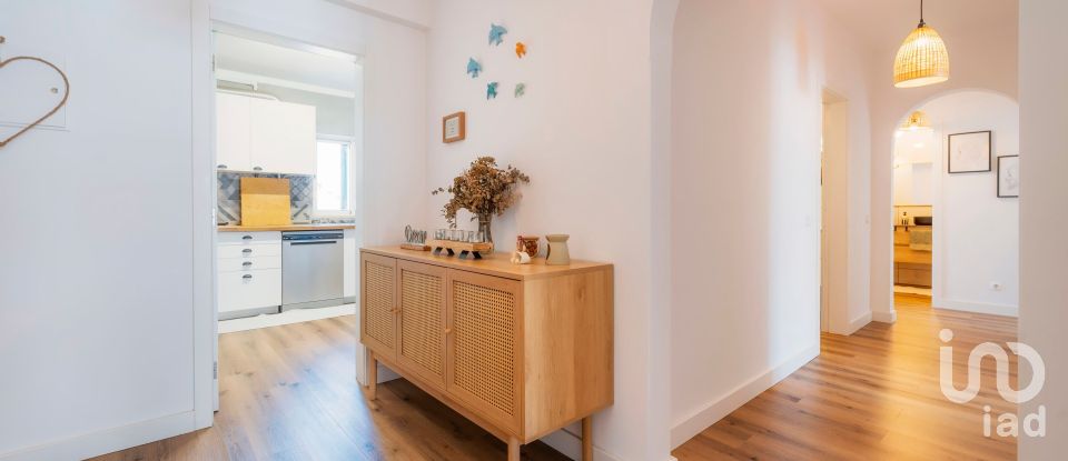 Apartamento T3 em Quelfes de 136 m²