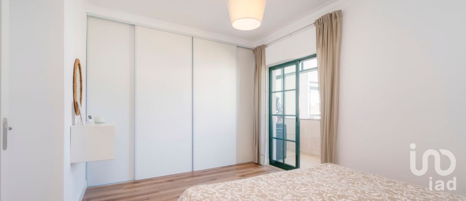 Apartamento T3 em Quelfes de 136 m²