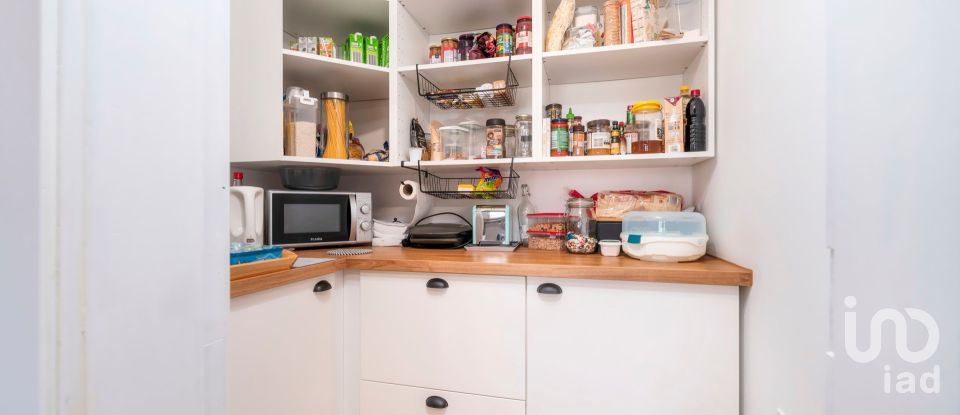 Apartamento T3 em Quelfes de 136 m²