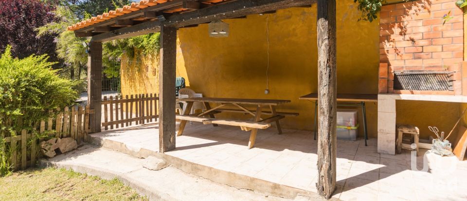 Moradia T4 em Turcifal de 465 m²