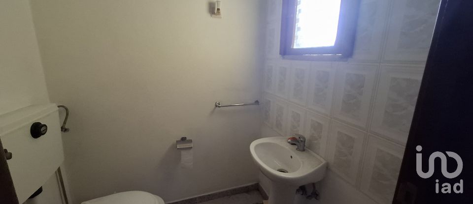 House T3 in Campeã of 399 m²