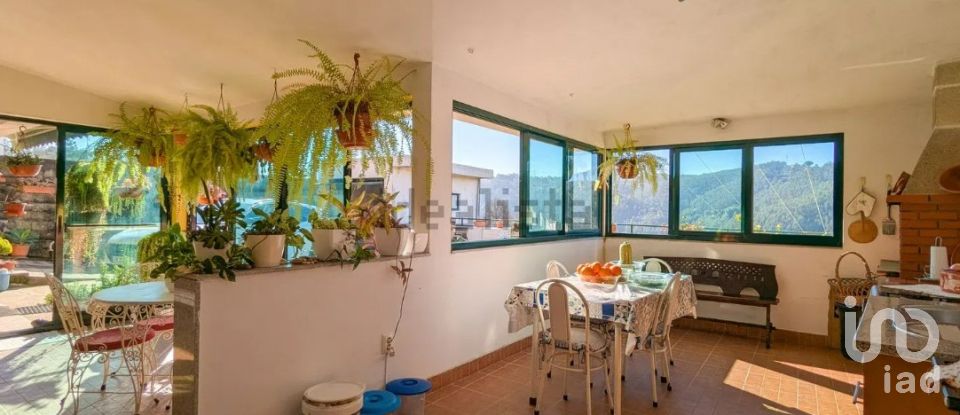 Maison T4 à Foz do Sousa e Covelo de 238 m²