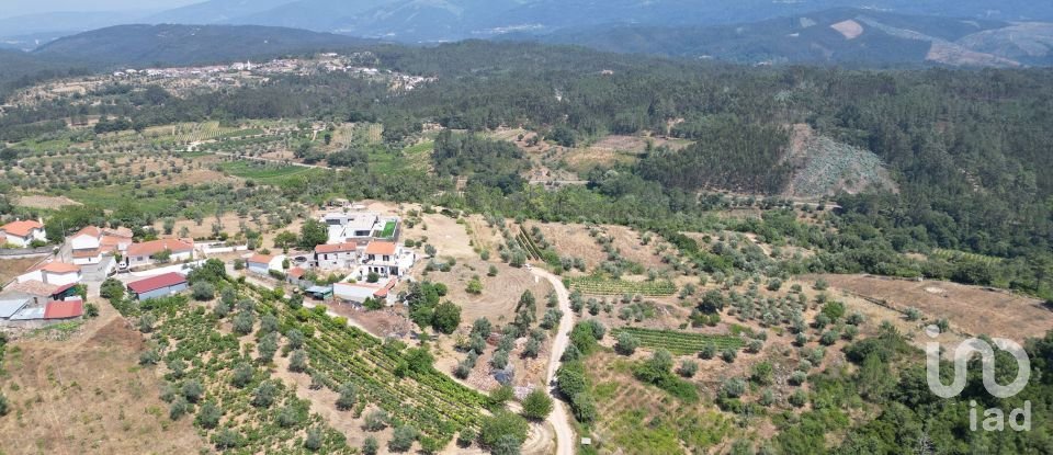 Terreno urbano em Podentes de 1 937 m²
