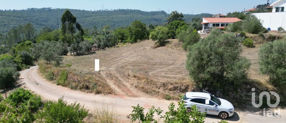 Terreno urbano em Podentes de 1 937 m²