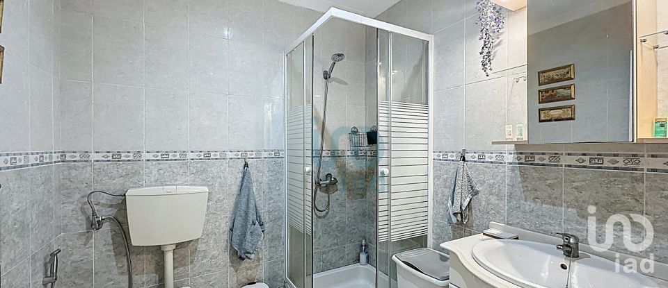 Moradia T2 em Santa Luzia de 67 m²