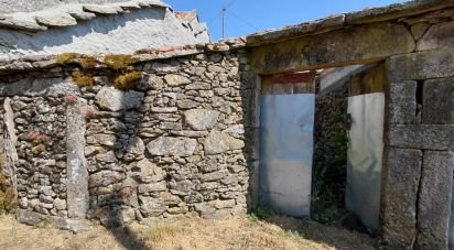 Maison T0 à Castro Laboreiro e Lamas de Mouro de 84 m²