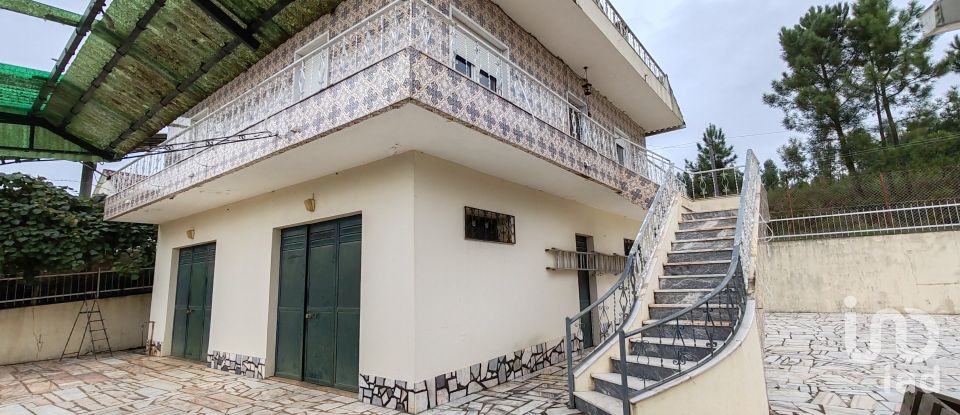 Maison T5 à Sertã de 180 m²