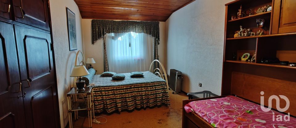 Maison T5 à Sertã de 180 m²