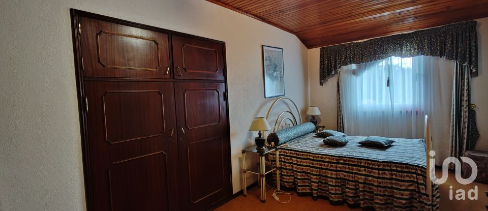 Maison T5 à Sertã de 180 m²