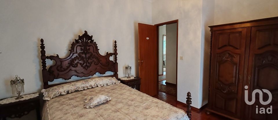 Maison T5 à Sertã de 180 m²