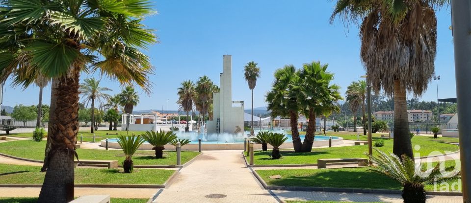 Terreno em Poiares (Santo André) de 1 170 m²