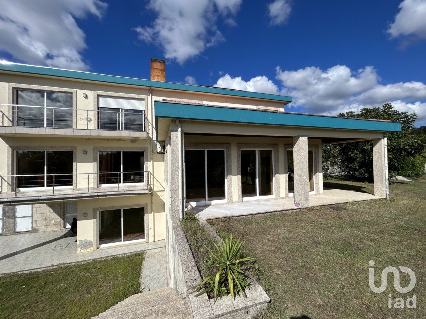 Maison T4 à Calvos E Frades de 432 m²