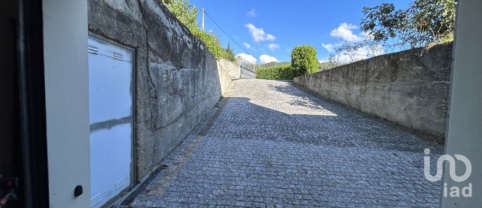 Maison T4 à Calvos E Frades de 432 m²