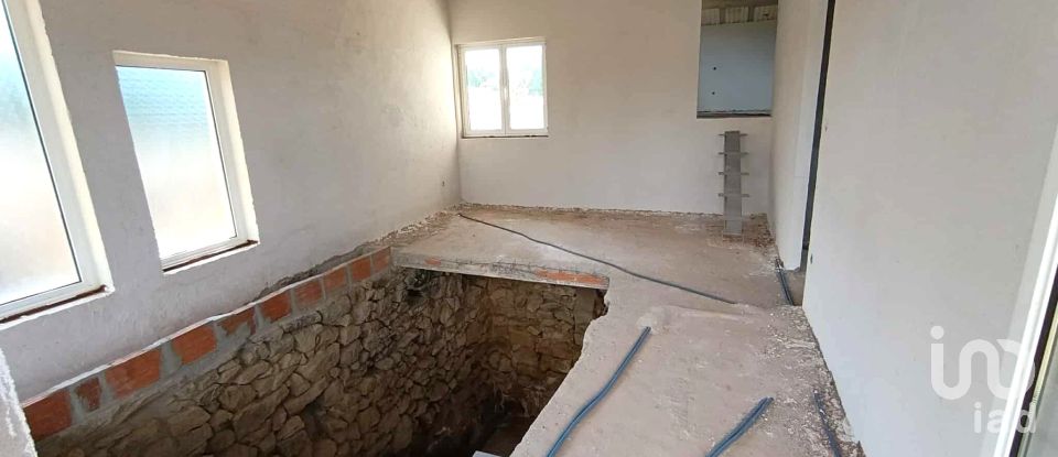 Casa T3 em Bela de 203 m²