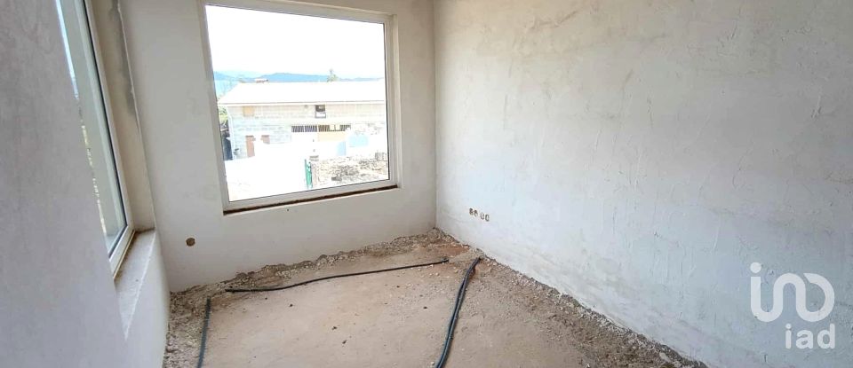 Casa T3 em Bela de 203 m²