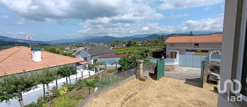 Casa T3 em Bela de 203 m²