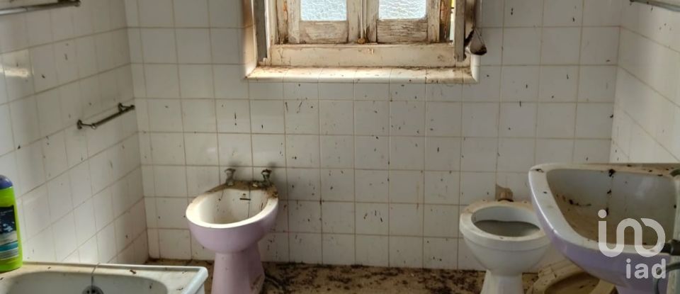 Maison de village T5 à Pedrógão de 229 m²