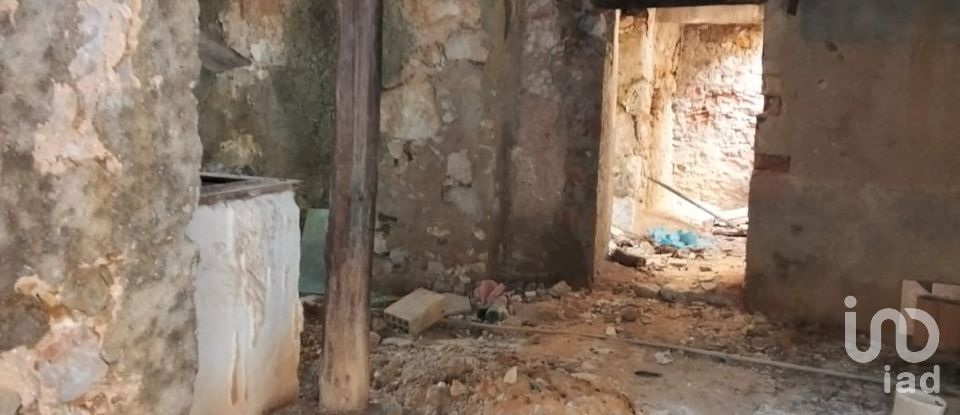 Maison de village T5 à Pedrógão de 229 m²