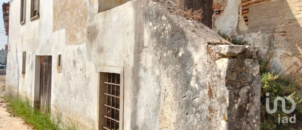 Maison de village T5 à Pedrógão de 229 m²