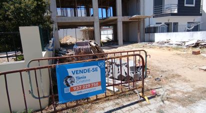 Lodge T3 in Azeitão (São Lourenço e São Simão) of 180 m²