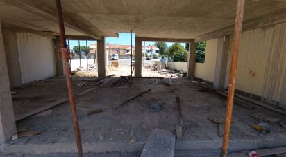 Lodge T3 in Azeitão (São Lourenço e São Simão) of 180 m²